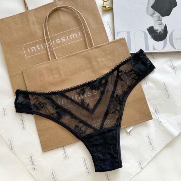 Intimissimi Lingerie 2-piece Balconette Bra (36D) and Panties (M) Set - Picture 14 of 16